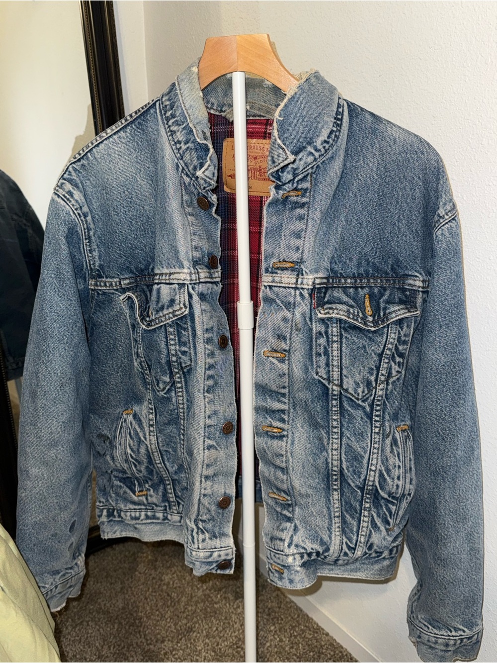 Levi Strauss & Co. Men’s Blue Lined Denim Jean Jacket Button M